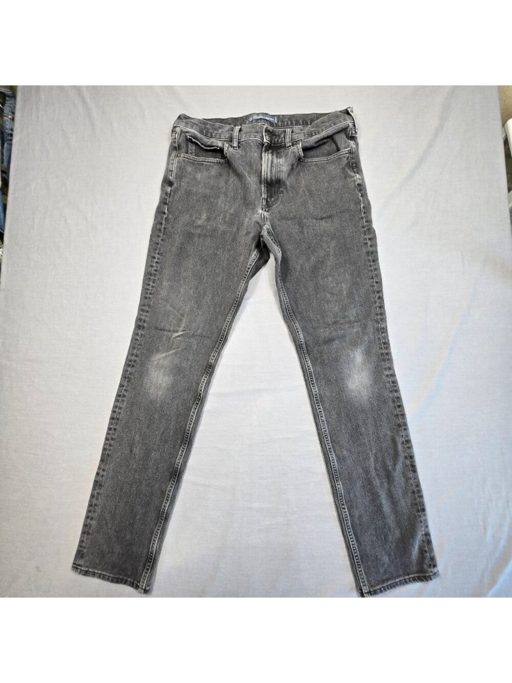 Everlane Uniform Men’s 34X34 Slim Jean Washed Black Organic Cotton Denim